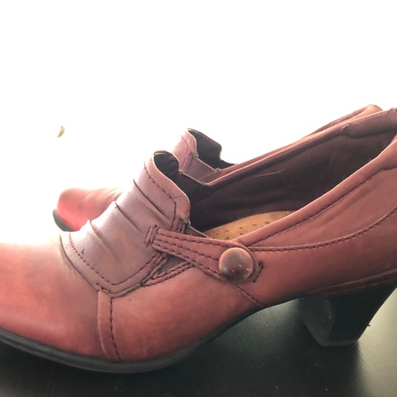 Cute Cobb Hill heels - Picture 2 of 3